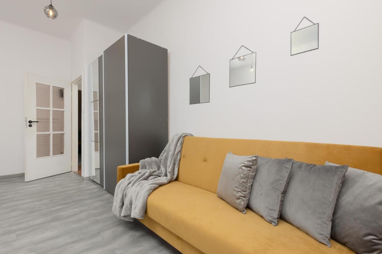 Metro Plac Wilsona Apartments Mickiewicza By Noclegi Renters 华沙 外观 照片